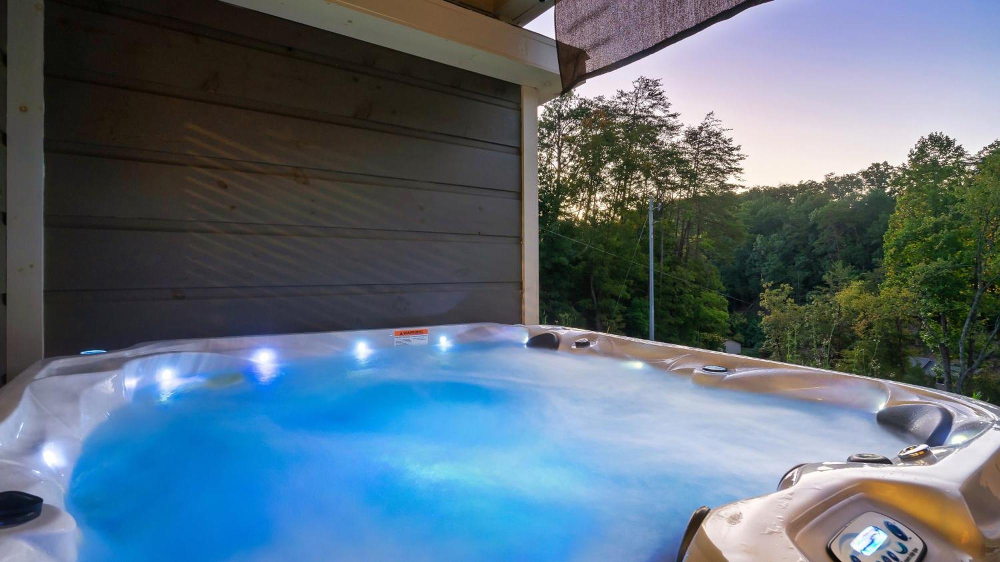 Liberty Lodge - Family Getaway With Pool, Hot Tub, Arcade & Dogs بيدجن فورج المظهر الخارجي الصورة