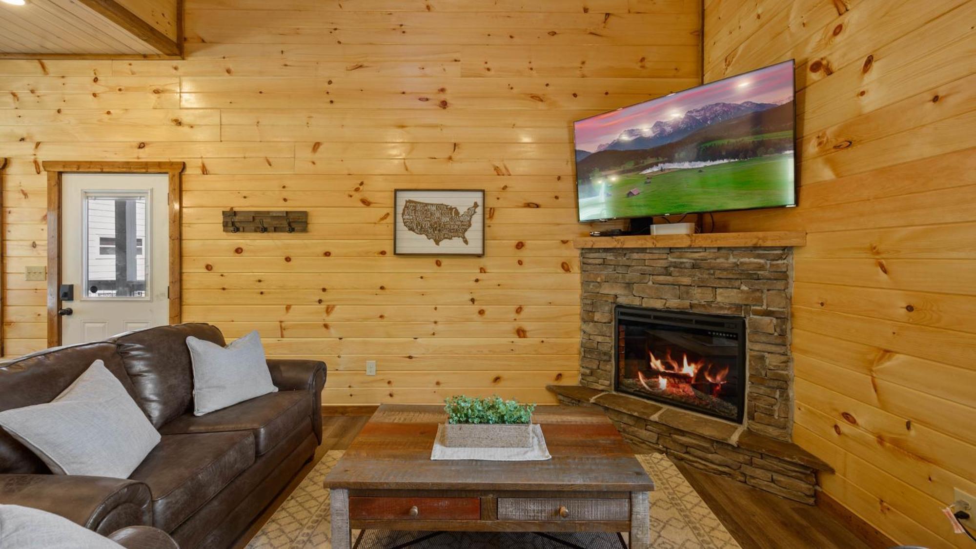 Liberty Lodge - Family Getaway With Pool, Hot Tub, Arcade & Dogs بيدجن فورج المظهر الخارجي الصورة